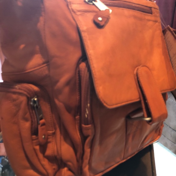 Canyon outback genuine Leather backpack large nwt - Picture 5 of 11